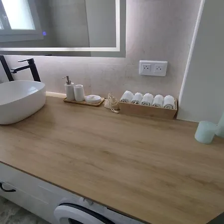 Bel - A 50 M Apartment *